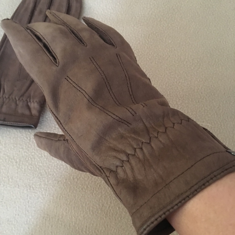 Wilson’s Leather Gloves